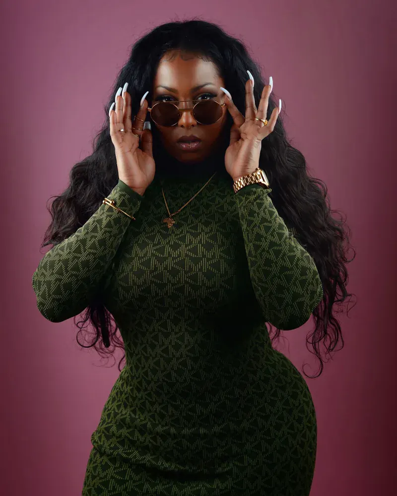LA TOYA LINGER — dancehall / reggae / r&b